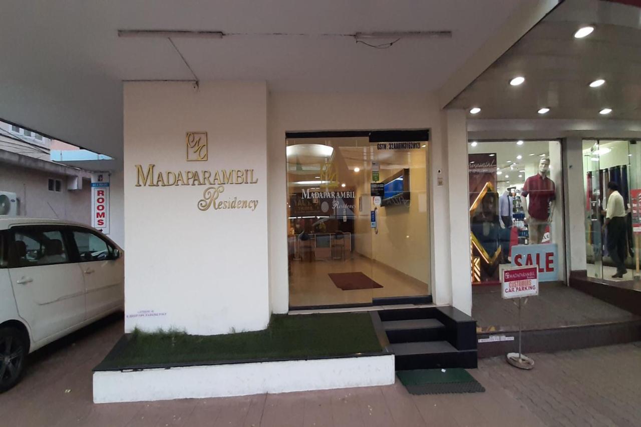 Madaparambil Residency Alwaye 외부 사진